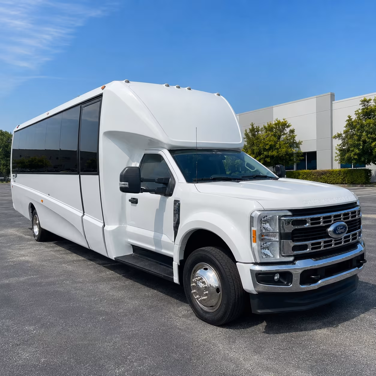 aurora charter bus transportation to and from aurora area airports