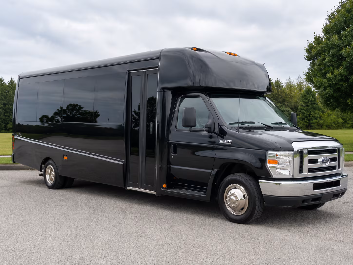 castle rock keep your sports team or fan group on schedule with a castle rock bus rental