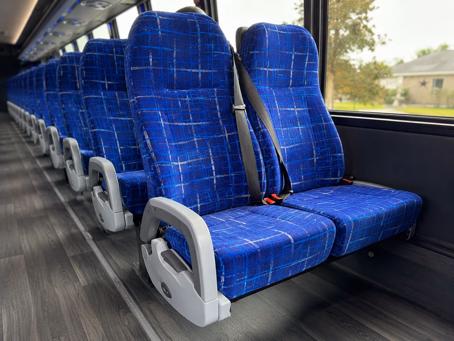 castle rock long distance charter buses for multi day group trips