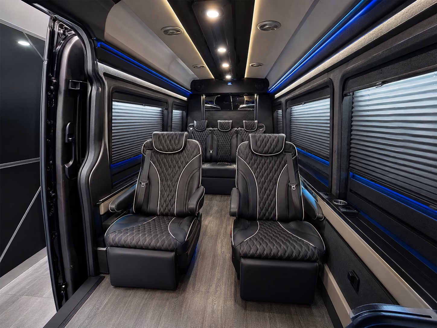 corporate airport shuttles for denver tech center groups