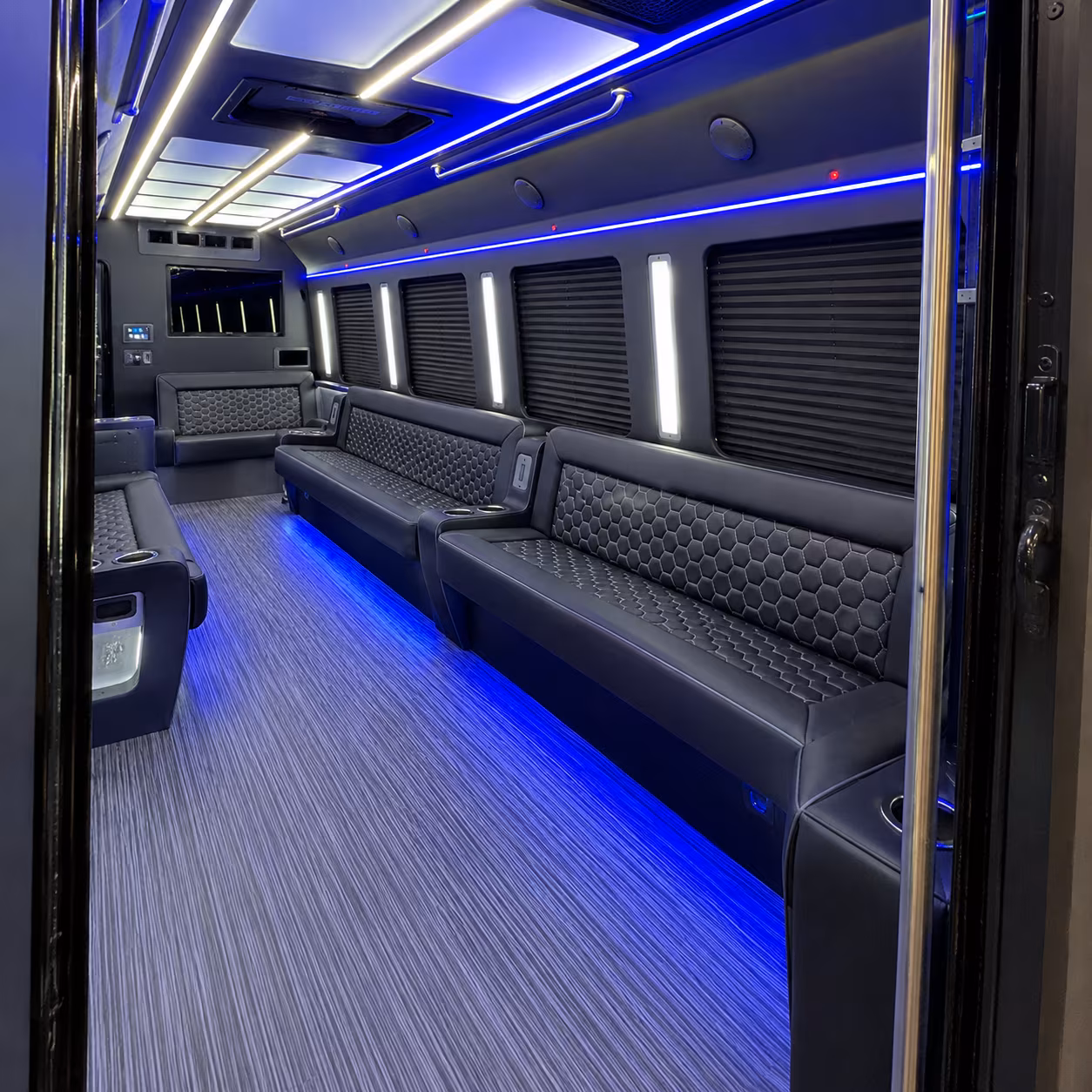 red rocks amphitheatre centennial party bus rental